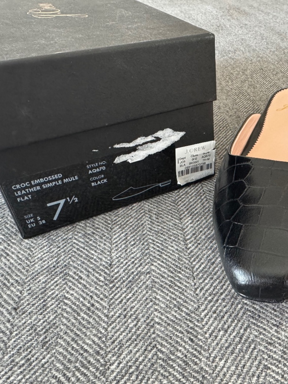 NWT, JCREW, CROC EMBOSSED LEATHER SIMPLE MULE FLAT - Picture 3 of 10